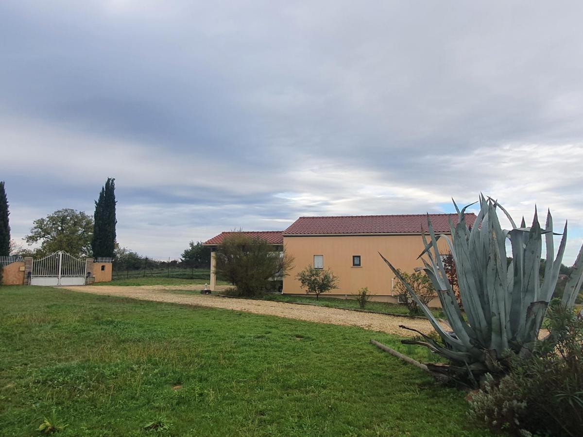 Villa Domaine Le Licou à Potelières Extérieur photo